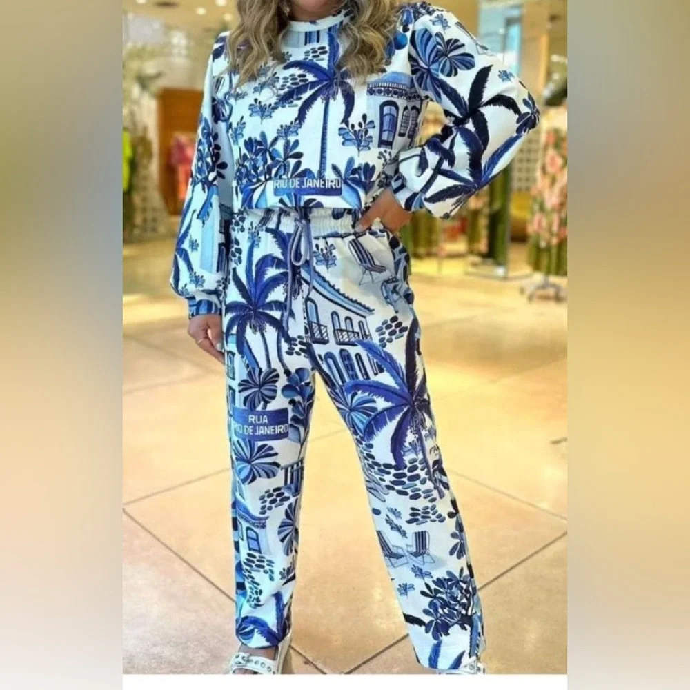 FARM Rio Blue and White Tropical Print Sweat Shirt and Pants Set sz M - Picture 2 of 3